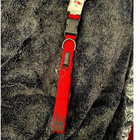 Dog Collar: NWT Red & Black Adjustable, Small or Large - Picture 1 of 4